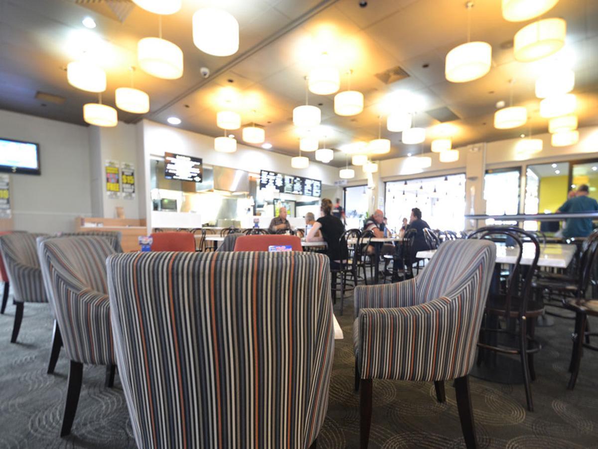 The Oaks Hotel Motel Albion Park Bilik gambar