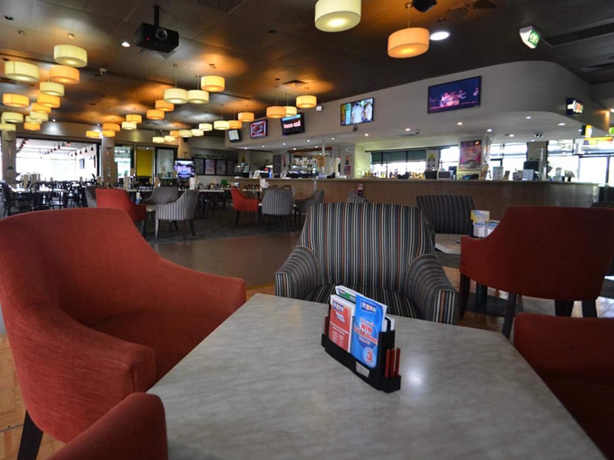 The Oaks Hotel Motel Albion Park Luaran gambar